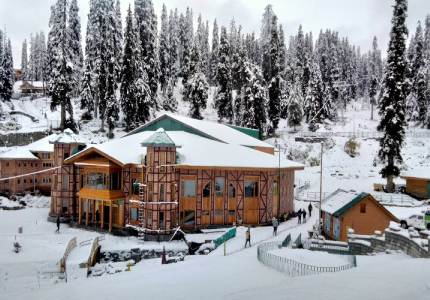 Complete Kashmir & Himalayas Tour