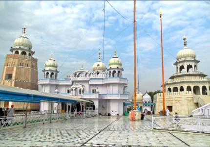 Sacred Punjab: Gurudwara Darshan from Chandigarh