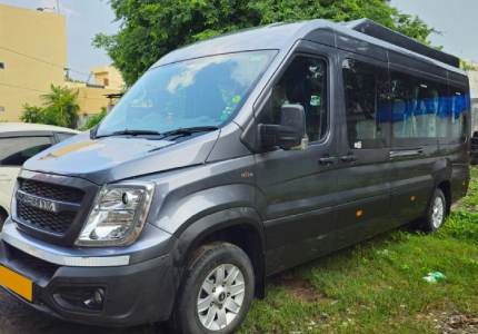 Rent 17 Seater Urbania Traveller